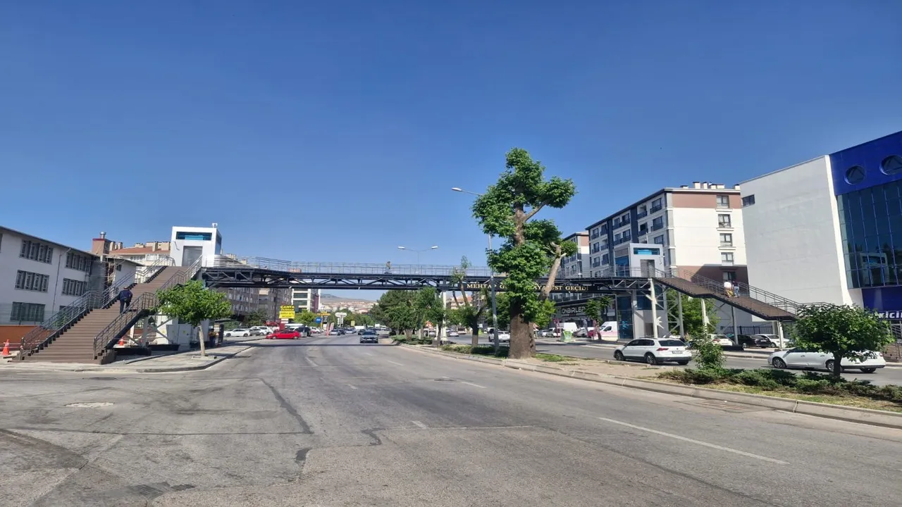 6 ADET YAYA ÜST GEÇİT YAPIM İŞİ