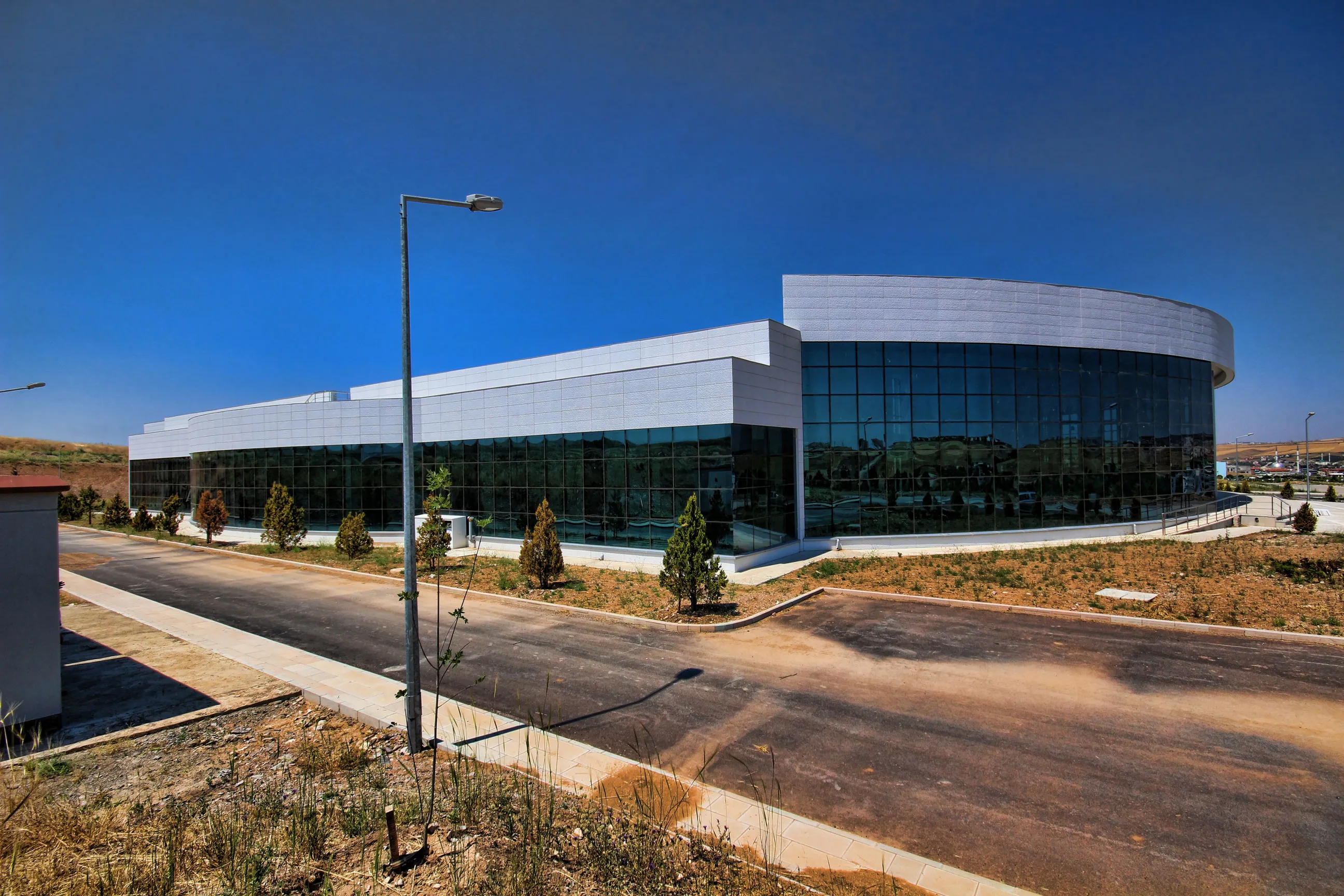 ANKARA ÜNİVERSİTESİ SÜPER İLETKENLİK BİNASI İNŞAATI